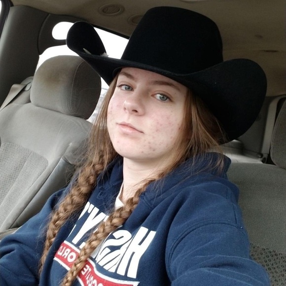 Meet your Posher, Breyer - Picture 8 of 10